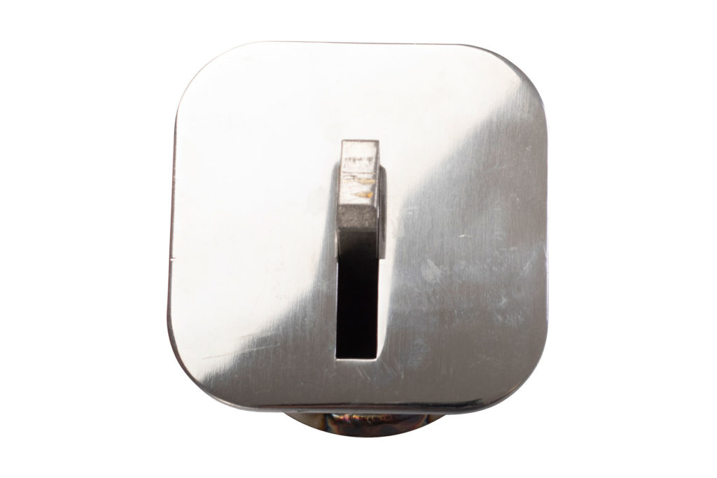 aggancio a parete con asola